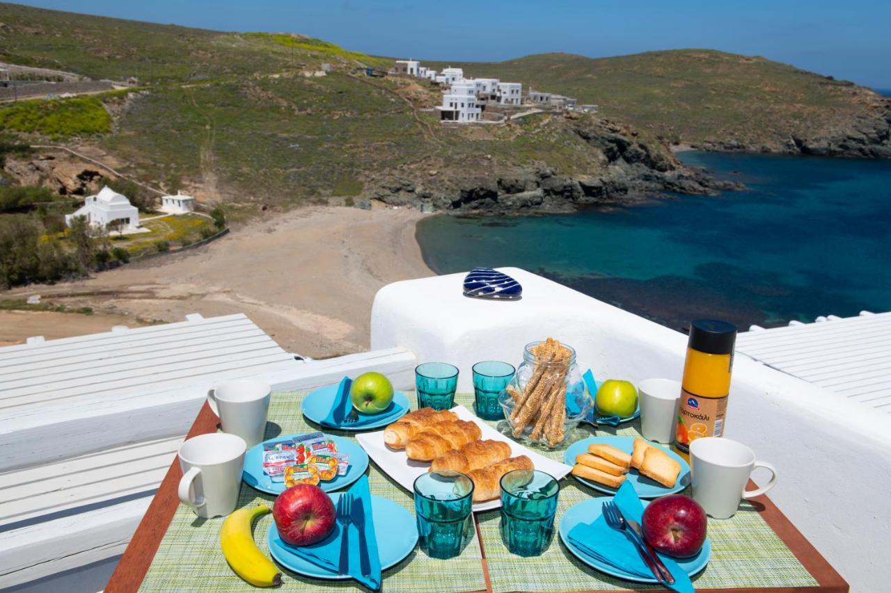Superior Beachfront Apartment 1 With View To The Aegean Sea Panormos  ภายนอก รูปภาพ
